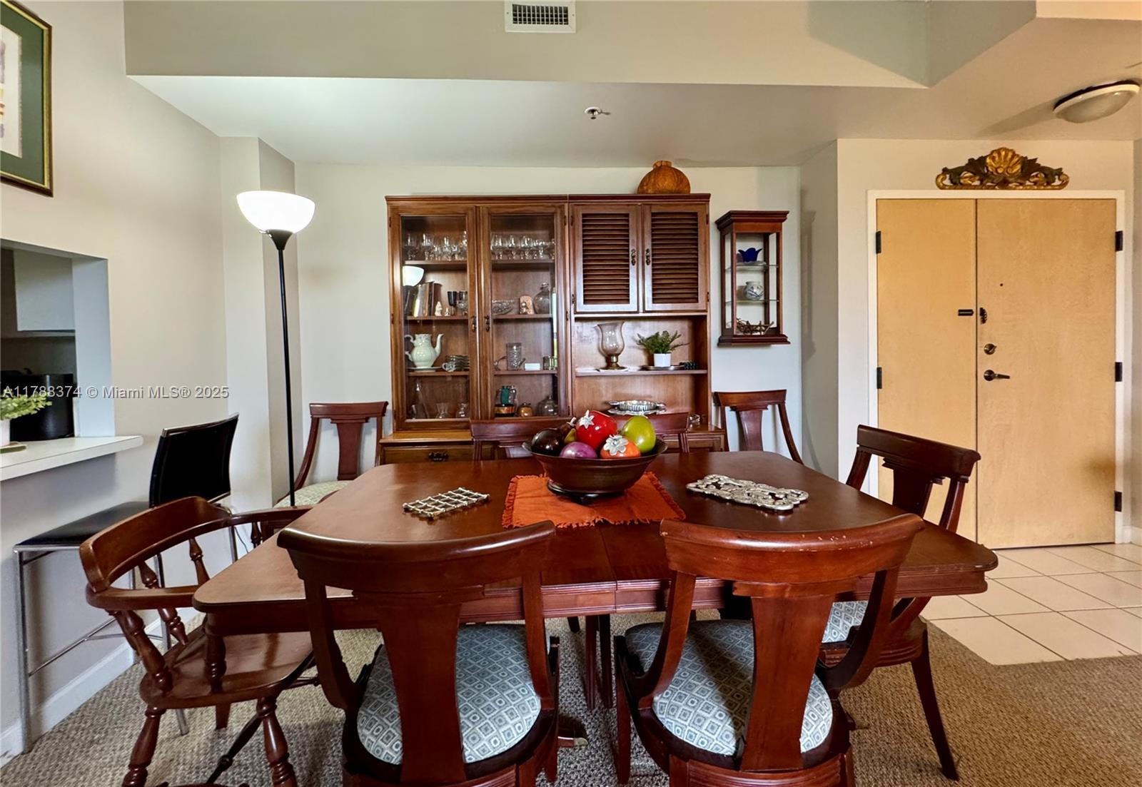 DORAL HOUSE CONDO NO 2 - Residential