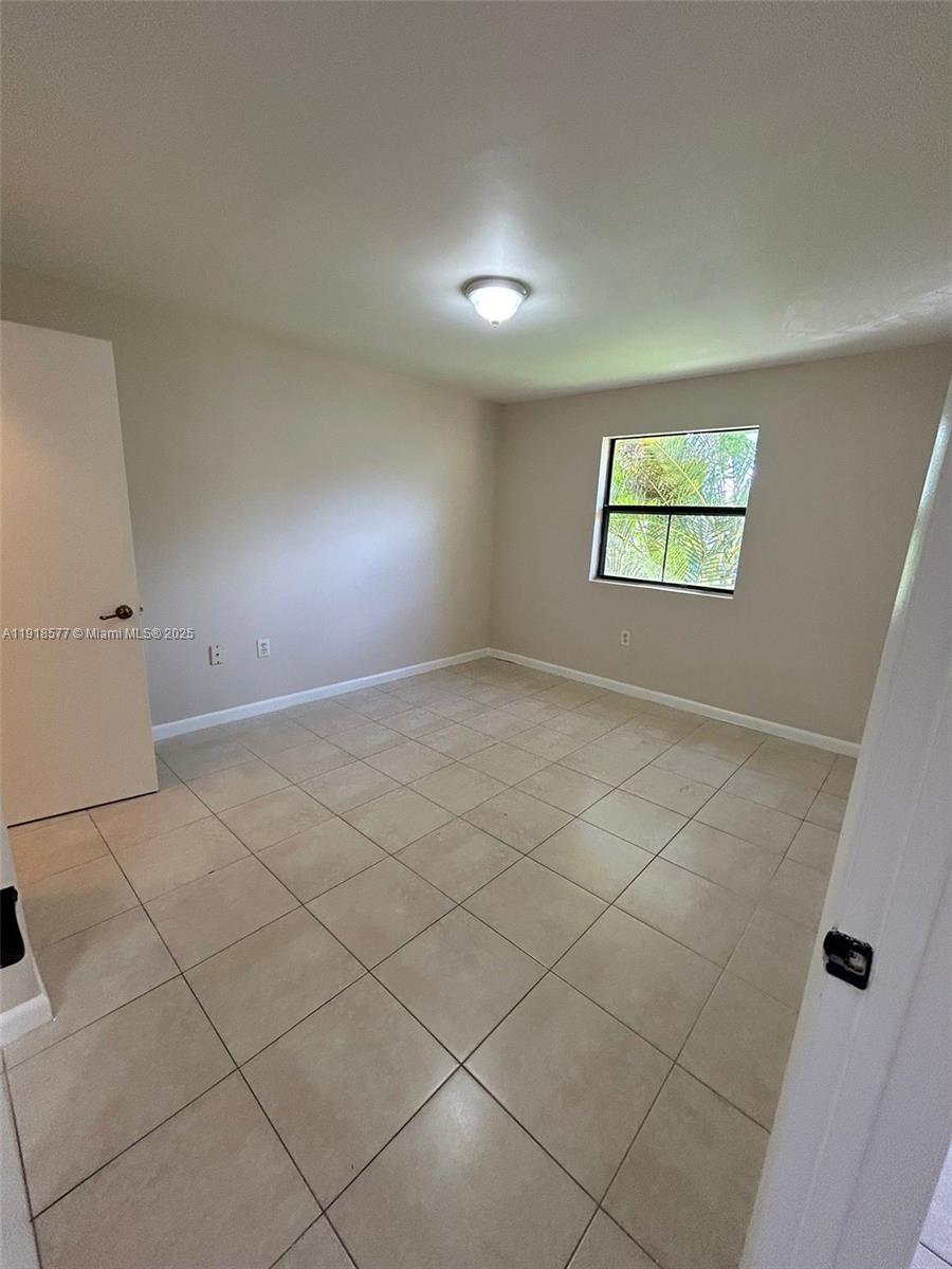 BISCAYNE BEACH CLUB CONDO - Residential Lease