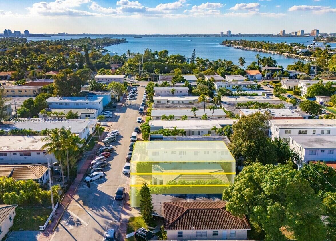 BISCAYNE BCH SUB - Residential