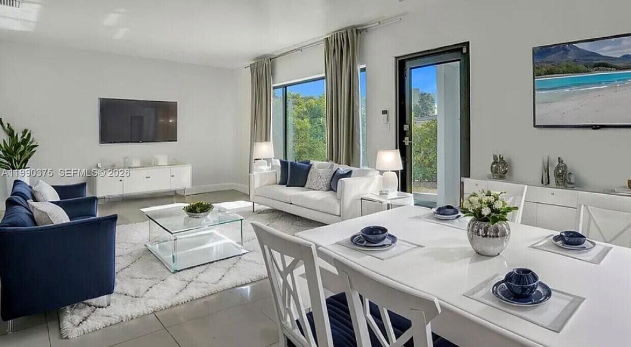 BISCAYNE BCH SUB - Residential