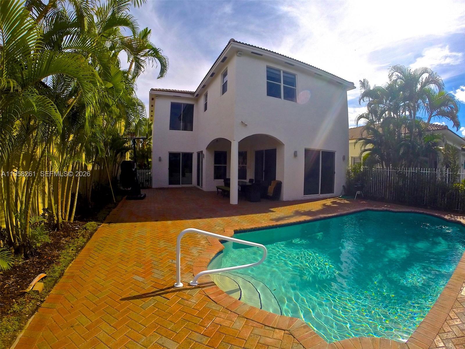 PRESIDENTIAL ESTATES SUB - Residential