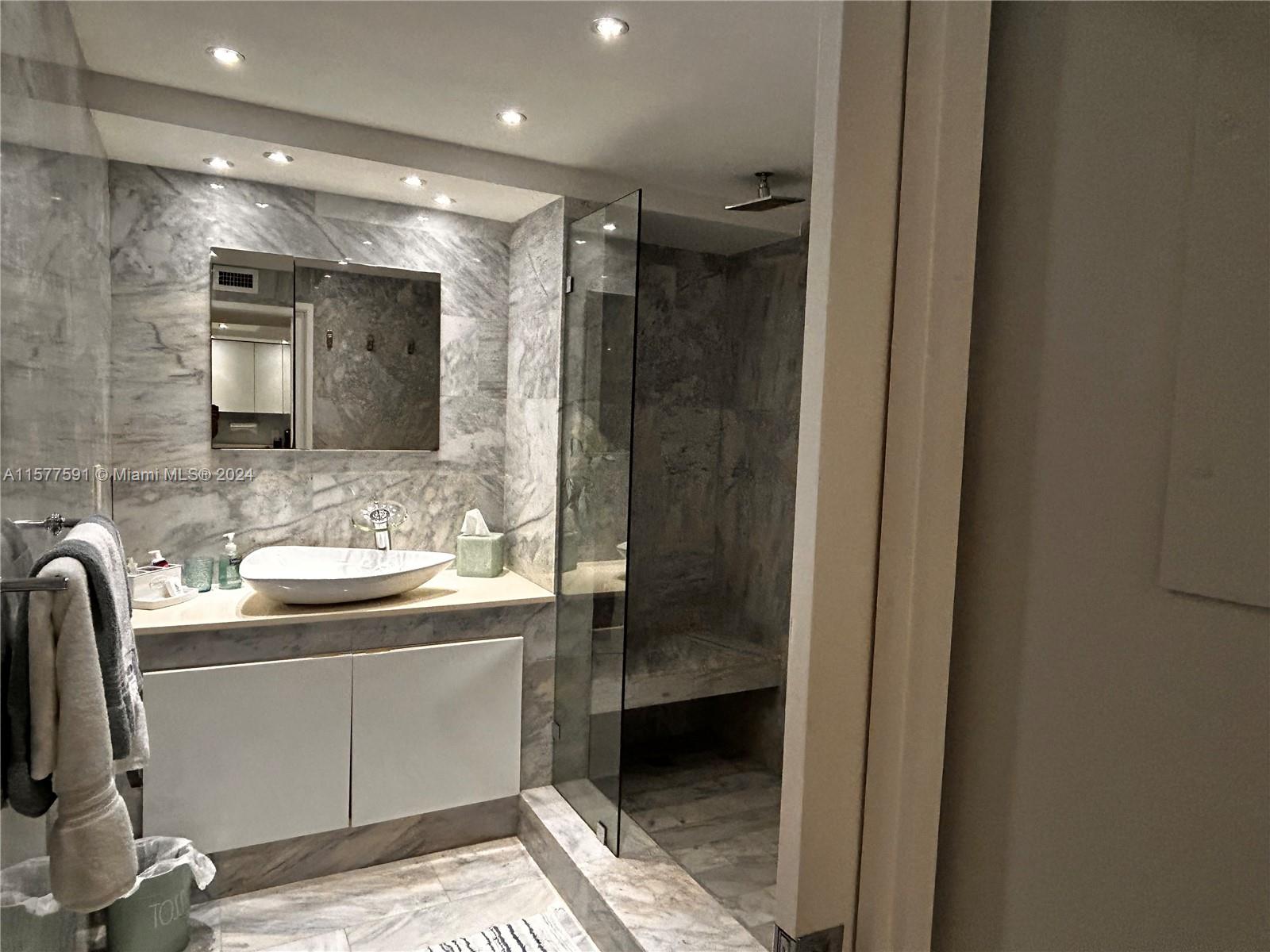 OCEAN POINT CONDO - Residential Lease