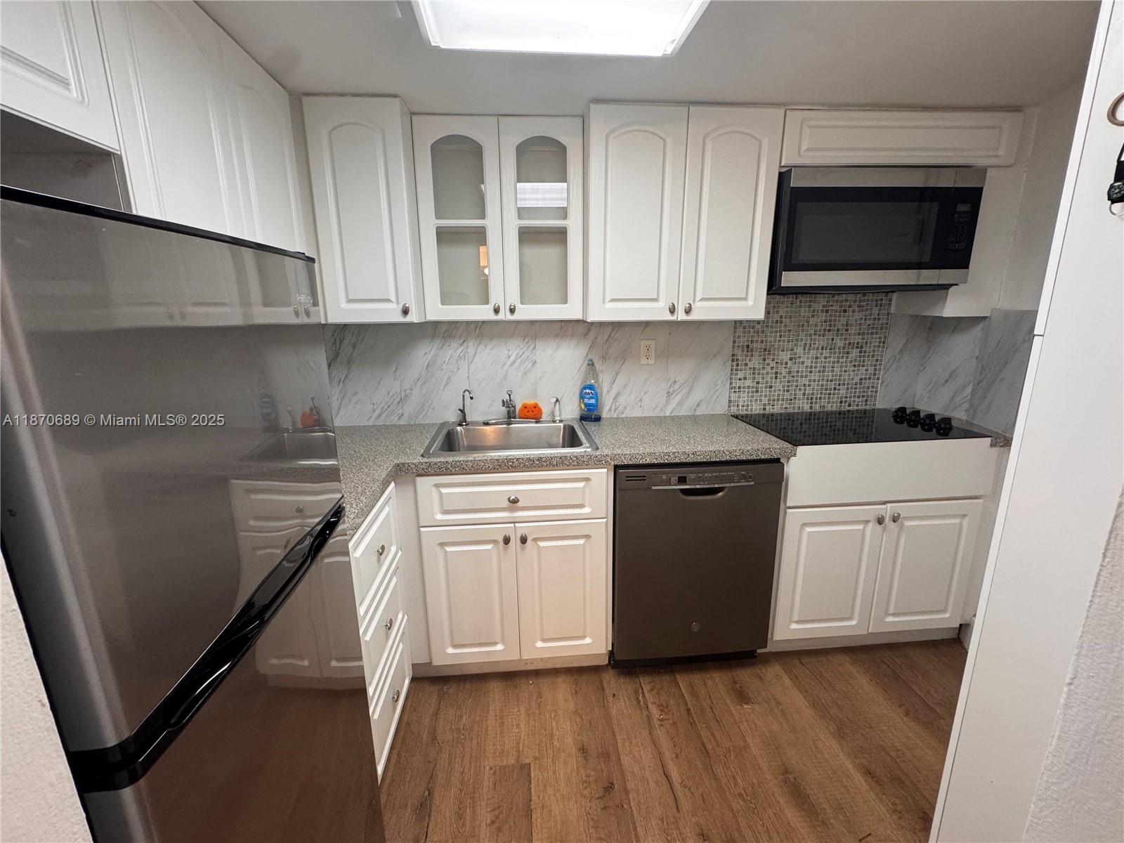 TRITON TOWER CONDO - Residential Lease