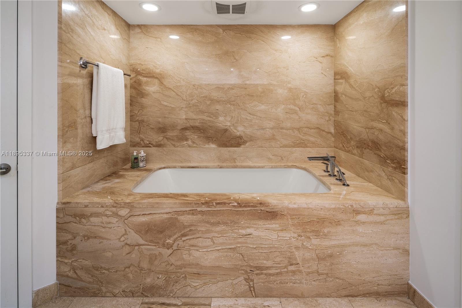 LAKE TOWER CONDO - Residential Lease