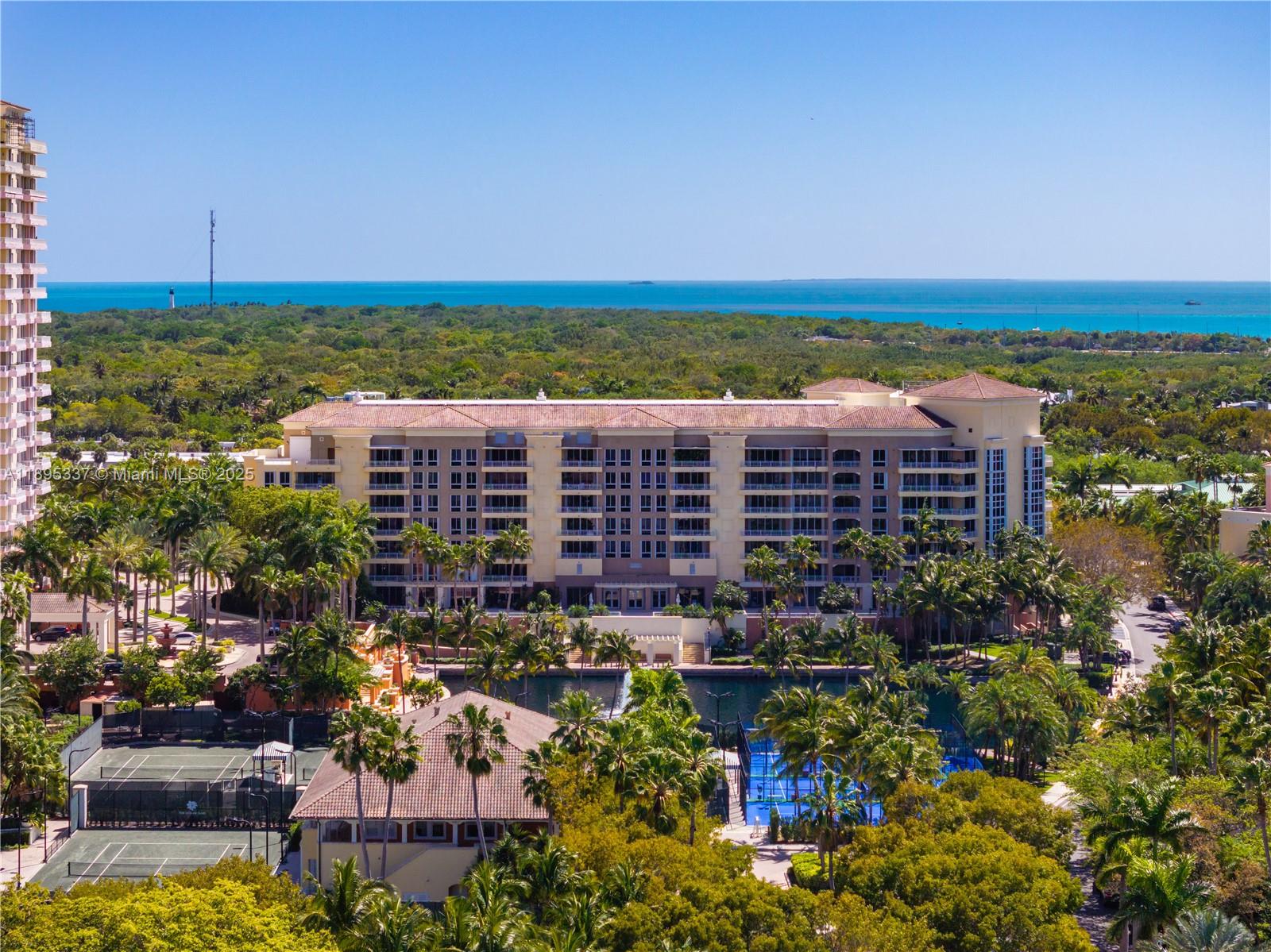 765 Crandon Blvd 306