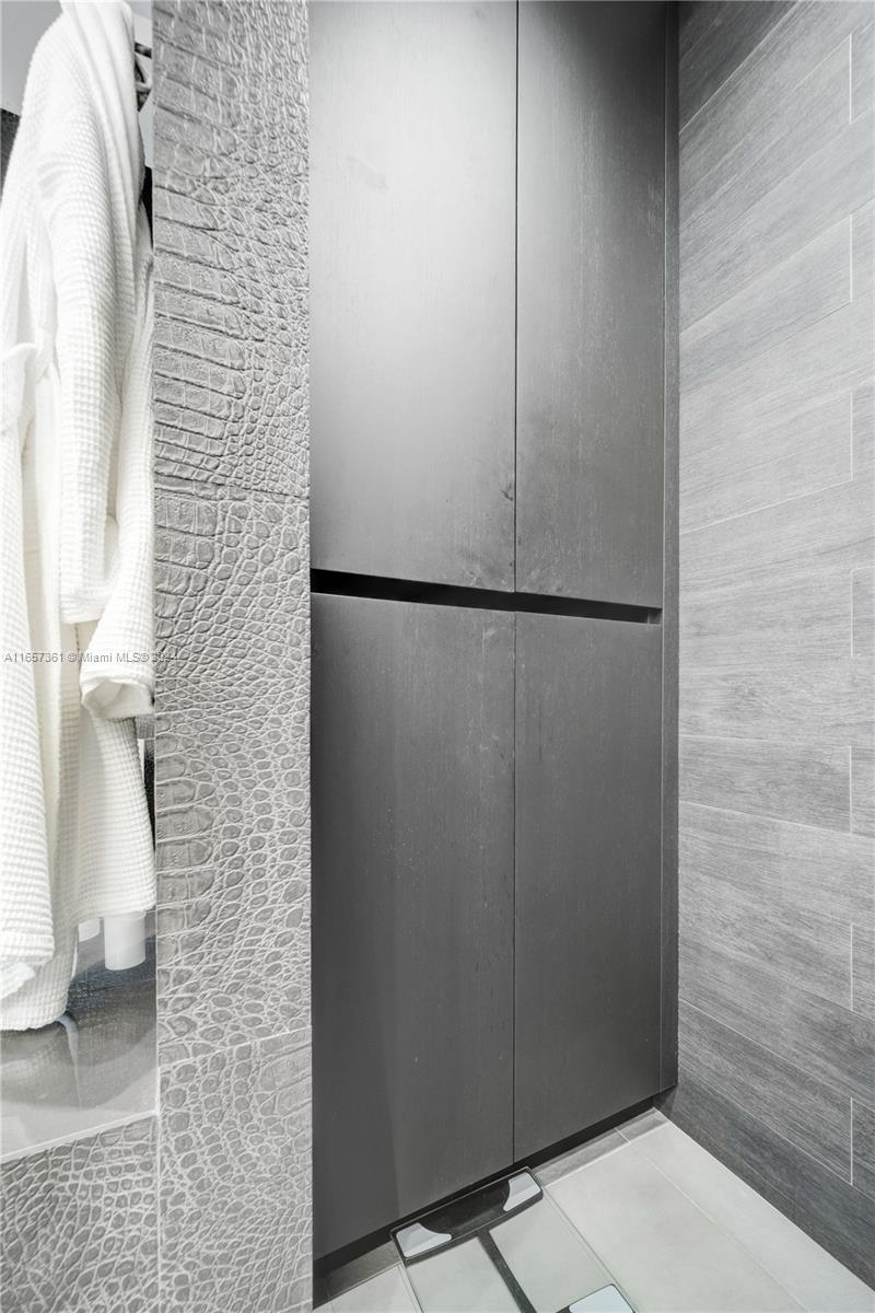 MILLENNIUM TOWER RESIDENC - Residential