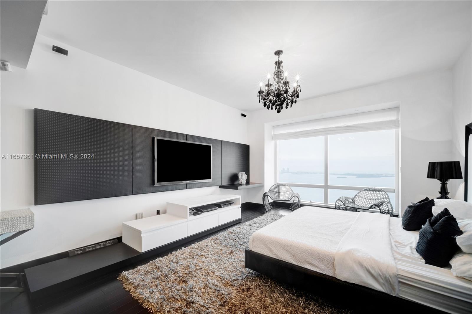 MILLENNIUM TOWER RESIDENC - Residential