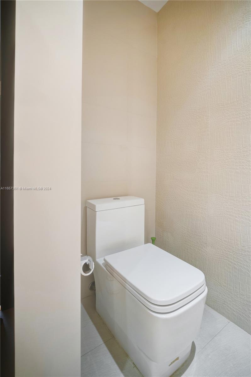 MILLENNIUM TOWER RESIDENC - Residential