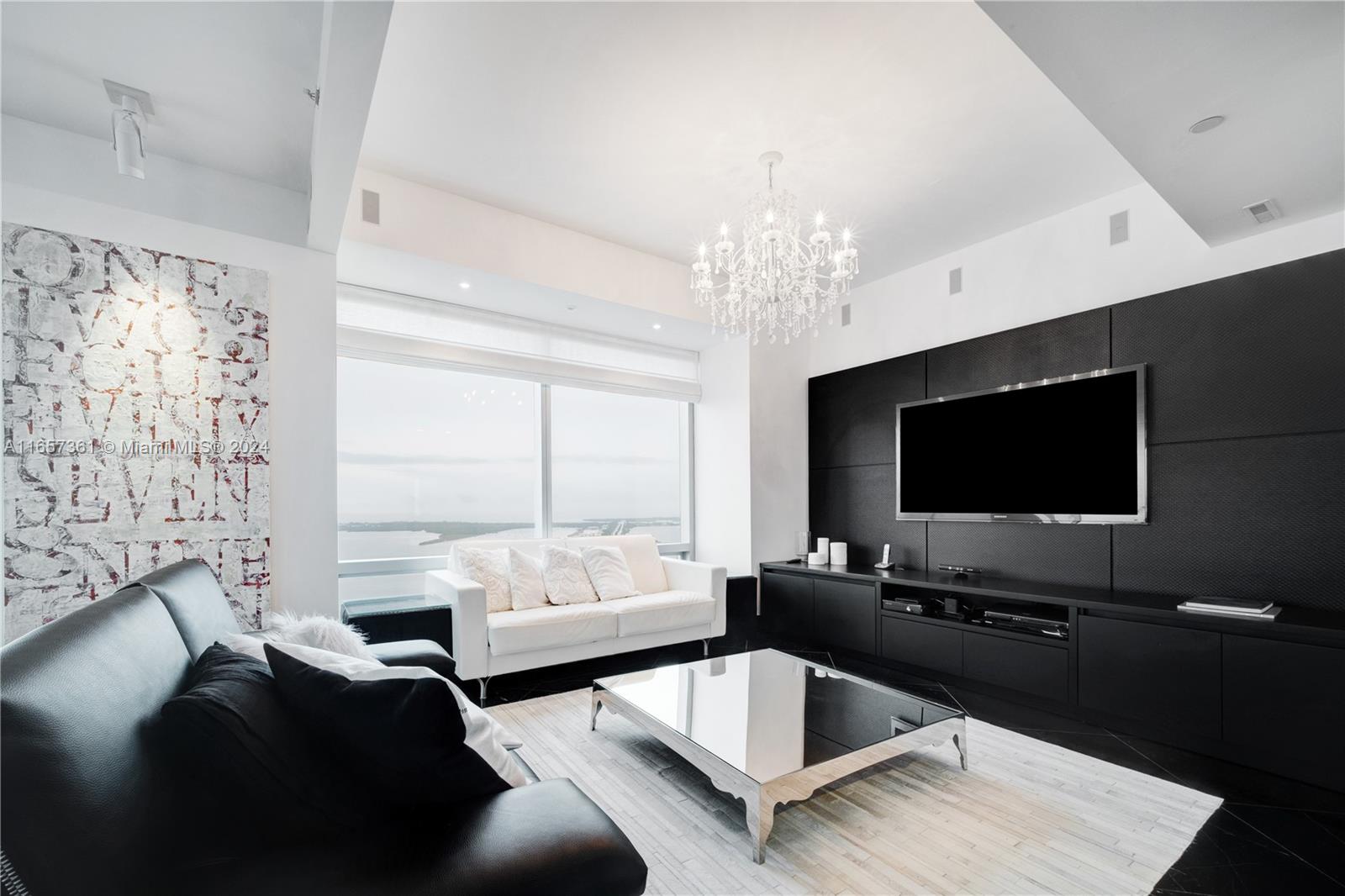1425 Brickell Ave 42E
