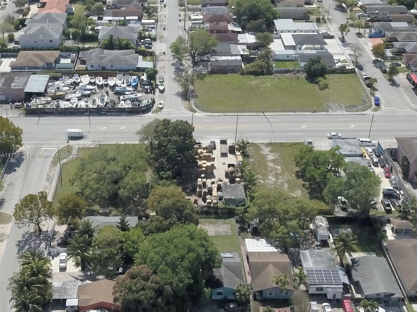 HIALEAH HEIGHTS - Land