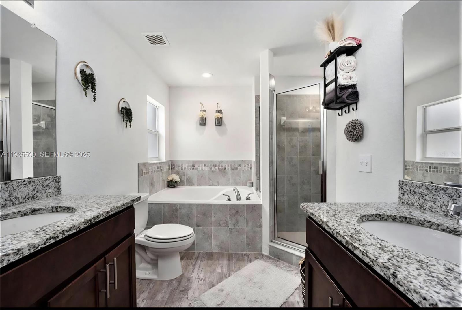 Campbell Crossing Circle - Residential