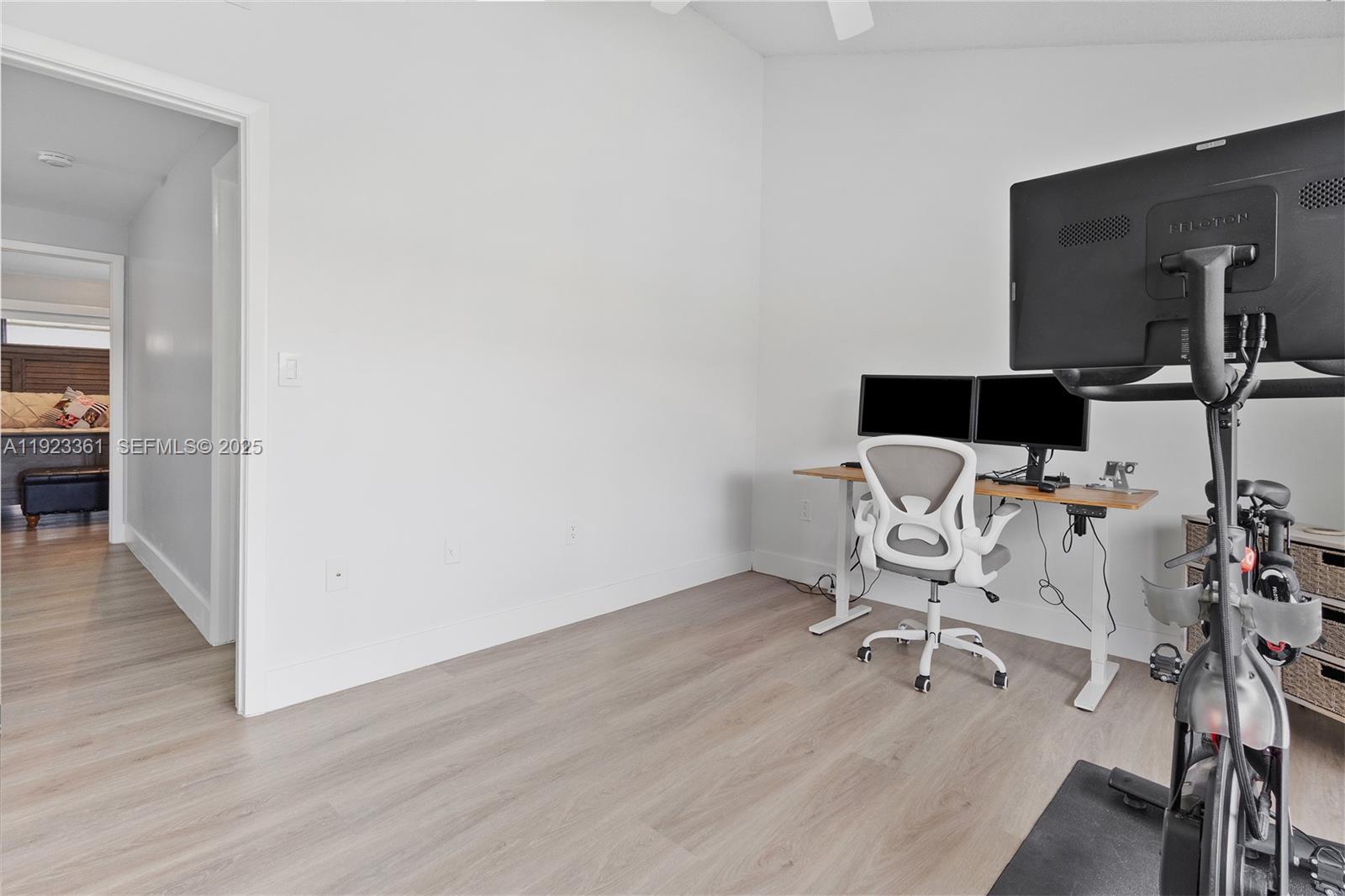 DADELAND COVE SEC 1 - Residential