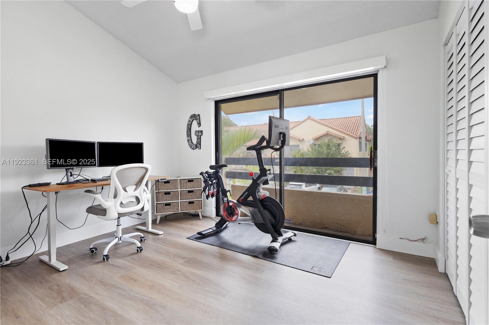 DADELAND COVE SEC 1 - Residential