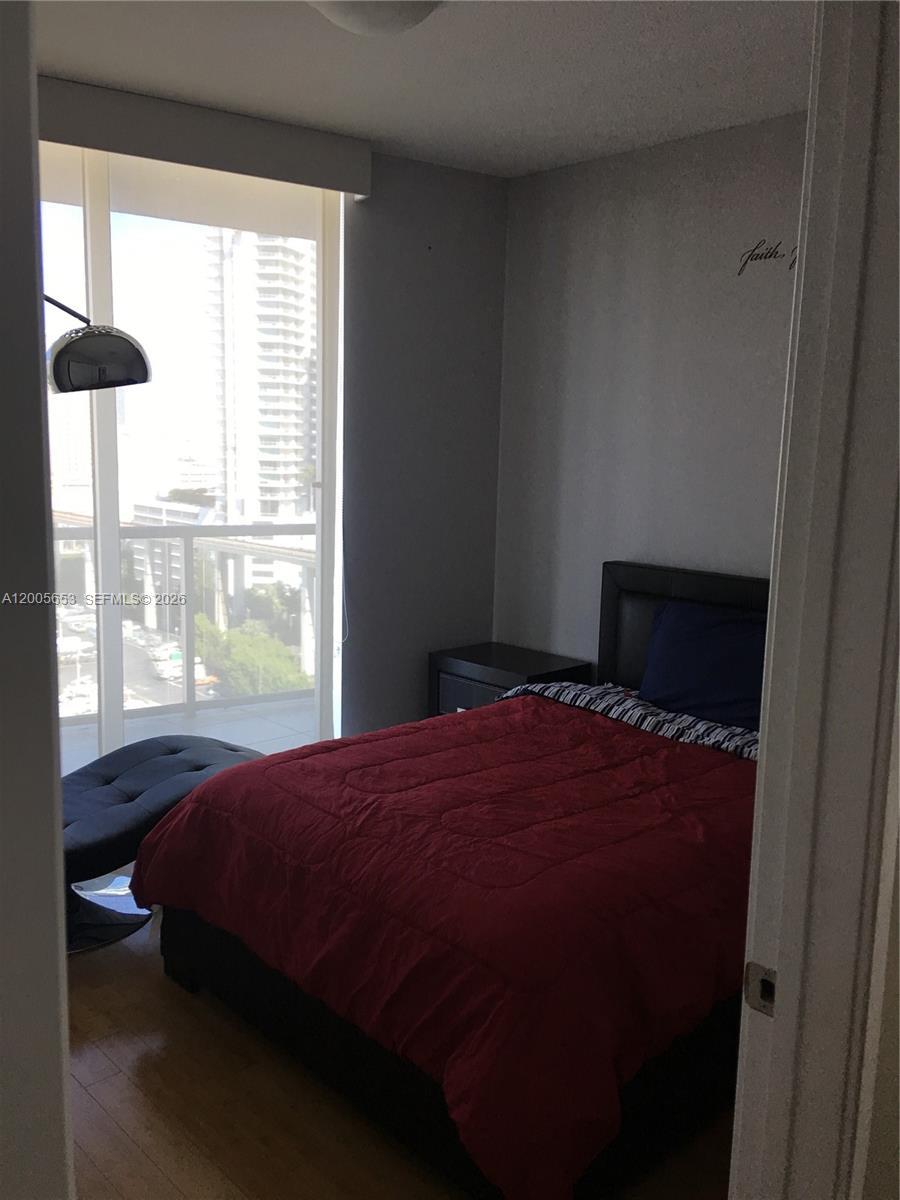 Latitude/River Condo - Residential Lease