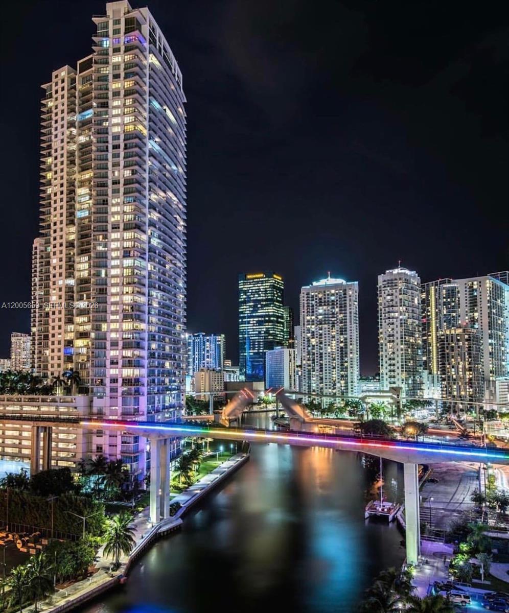 Latitude/River Condo - Residential Lease