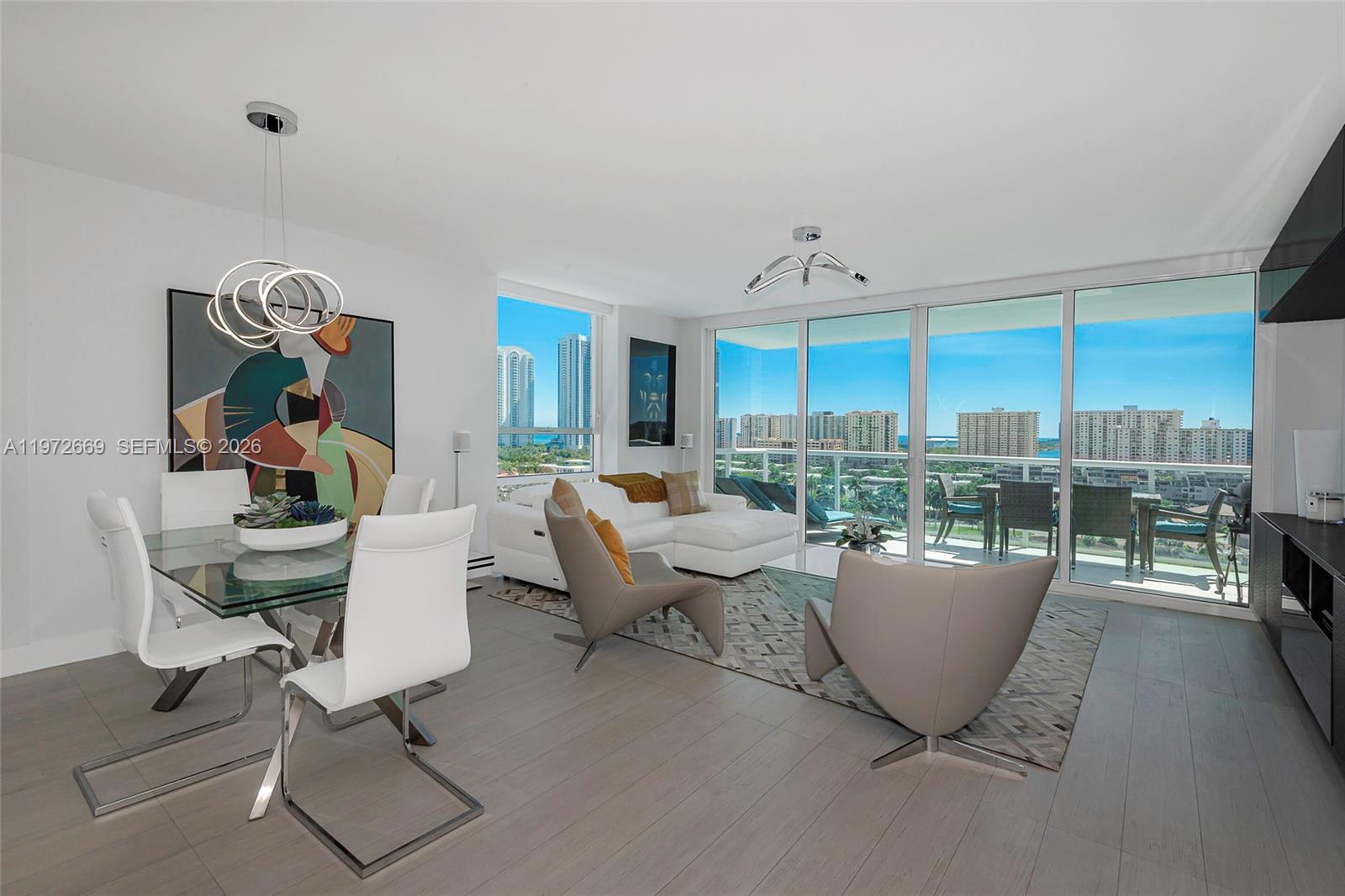 400 Sunny Isles Blvd 1222 SE CORNER UNIT