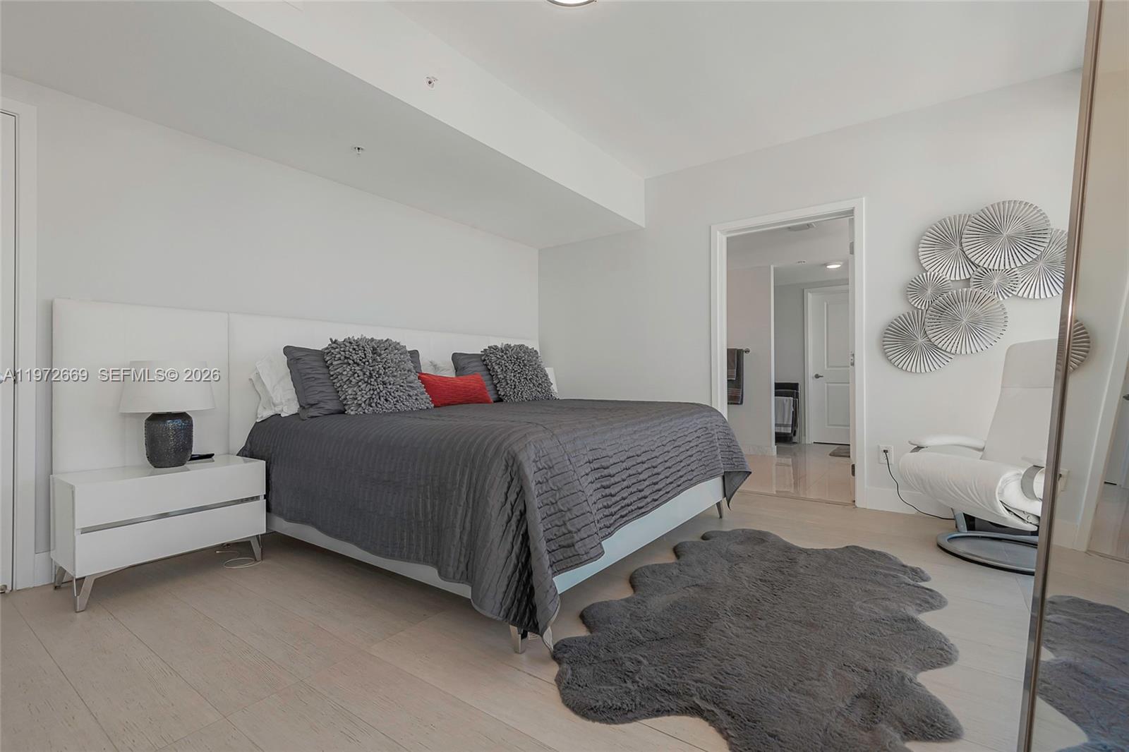 400 SUNNY ISLES CONDO EAS - Residential