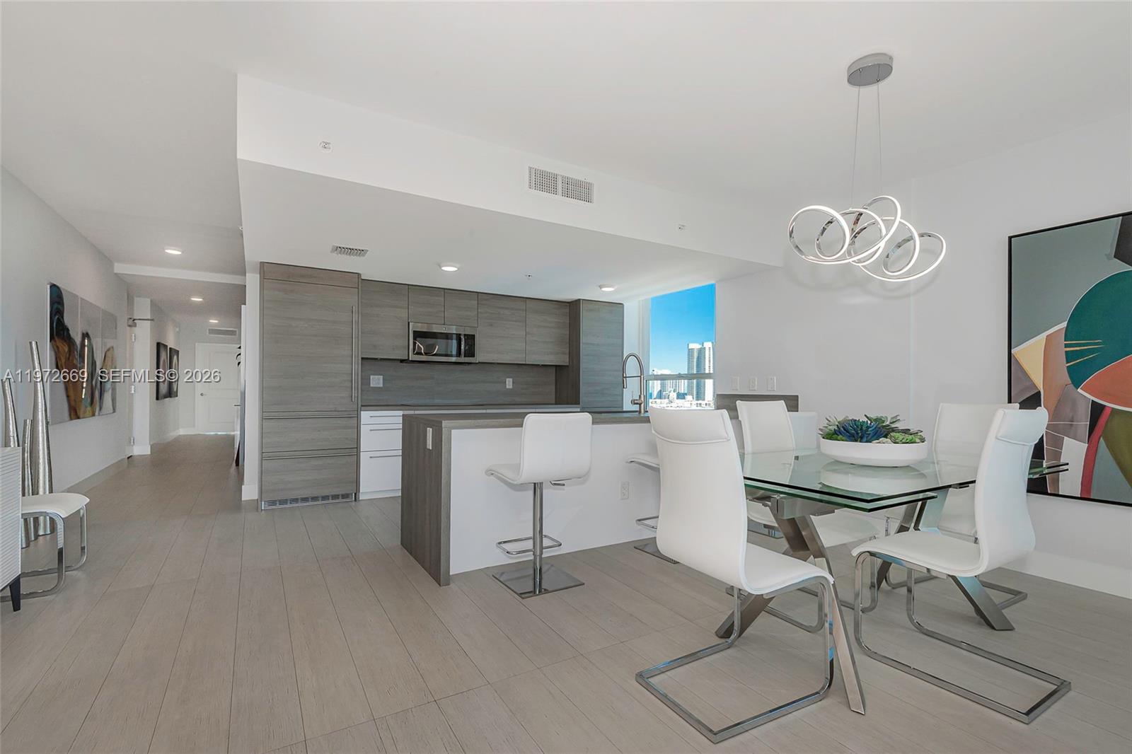 400 SUNNY ISLES CONDO EAS - Residential