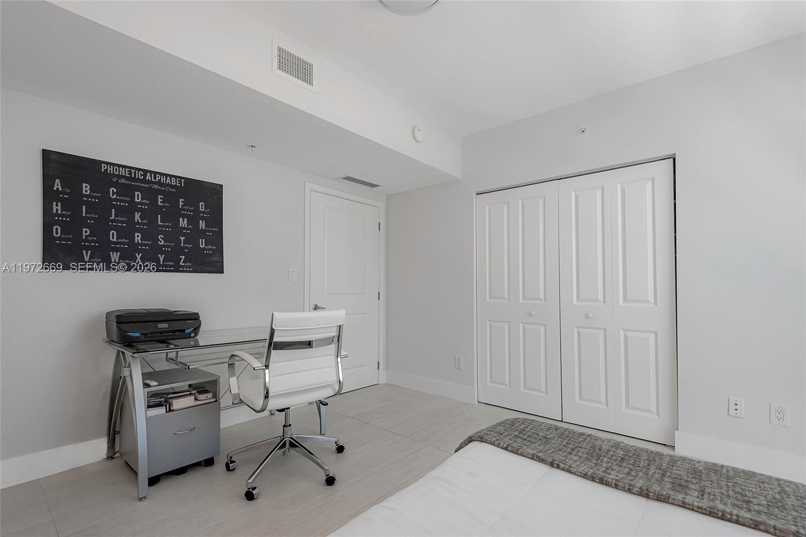 400 SUNNY ISLES CONDO EAS - Residential