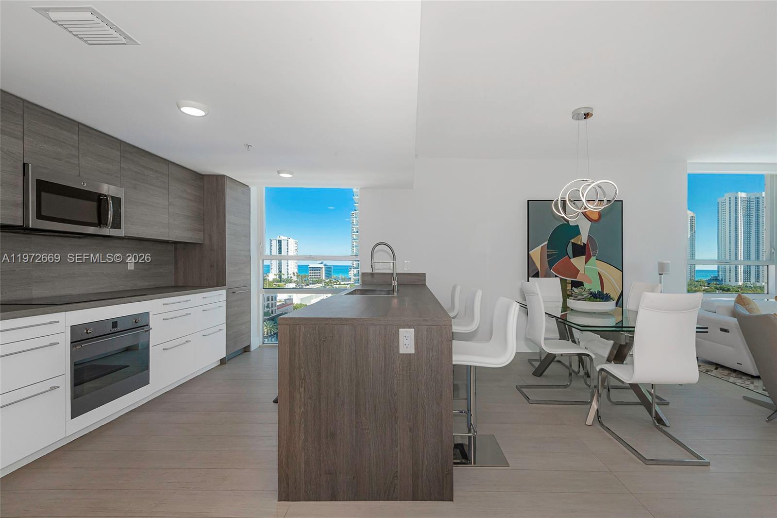 400 SUNNY ISLES CONDO EAS - Residential