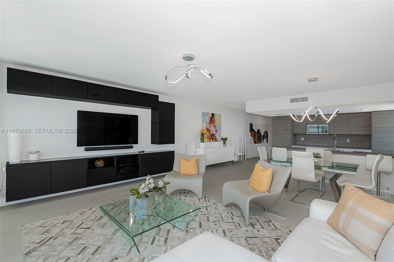 400 SUNNY ISLES CONDO EAS - Residential
