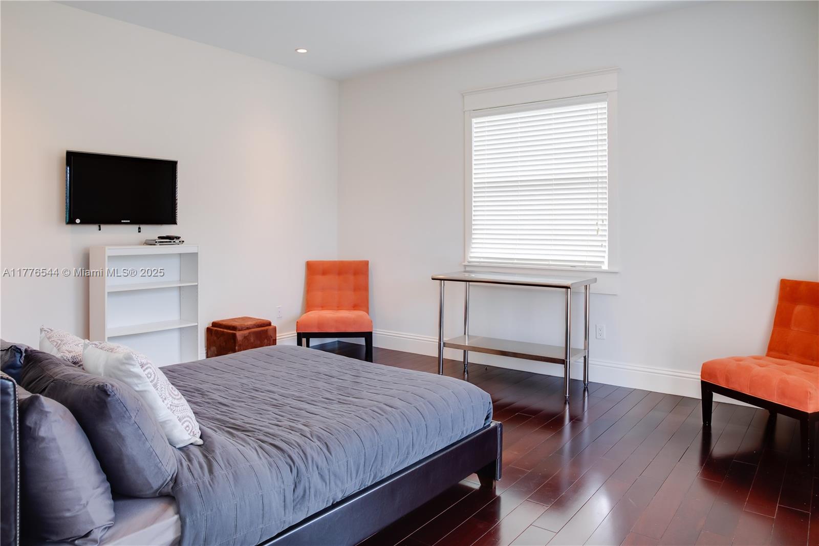 OCEAN VIEW HEIGHTS - Residential Lease