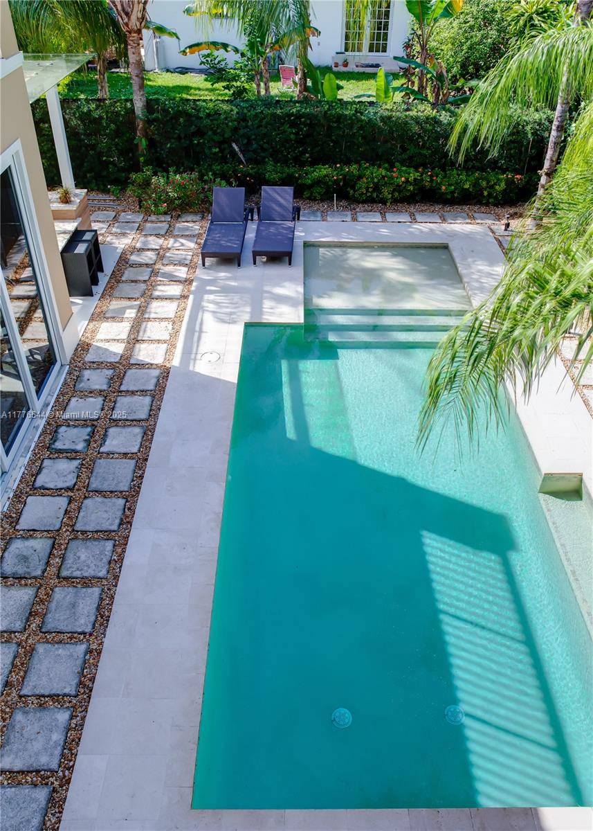 OCEAN VIEW HEIGHTS - Residential Lease