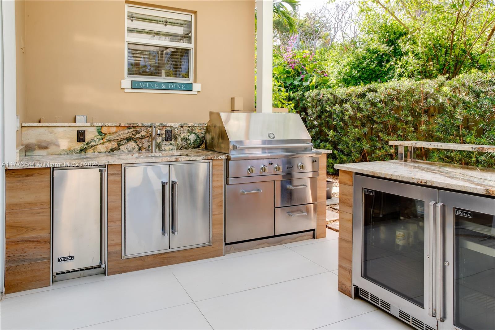 OCEAN VIEW HEIGHTS - Residential Lease