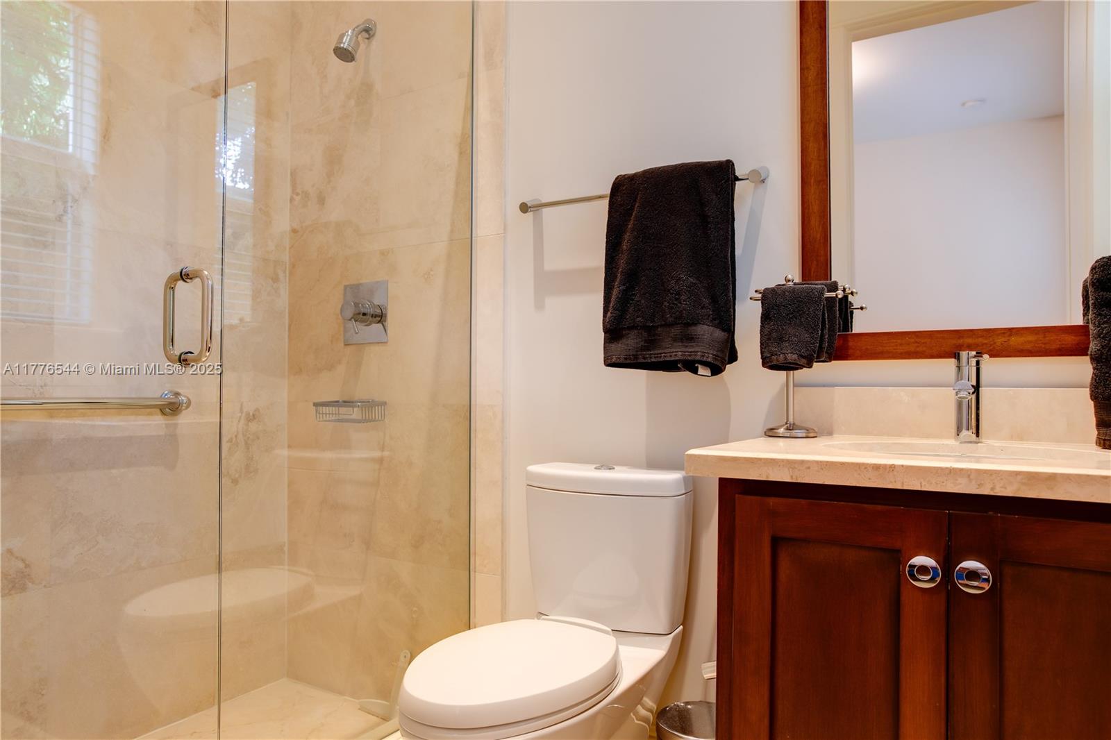 OCEAN VIEW HEIGHTS - Residential Lease