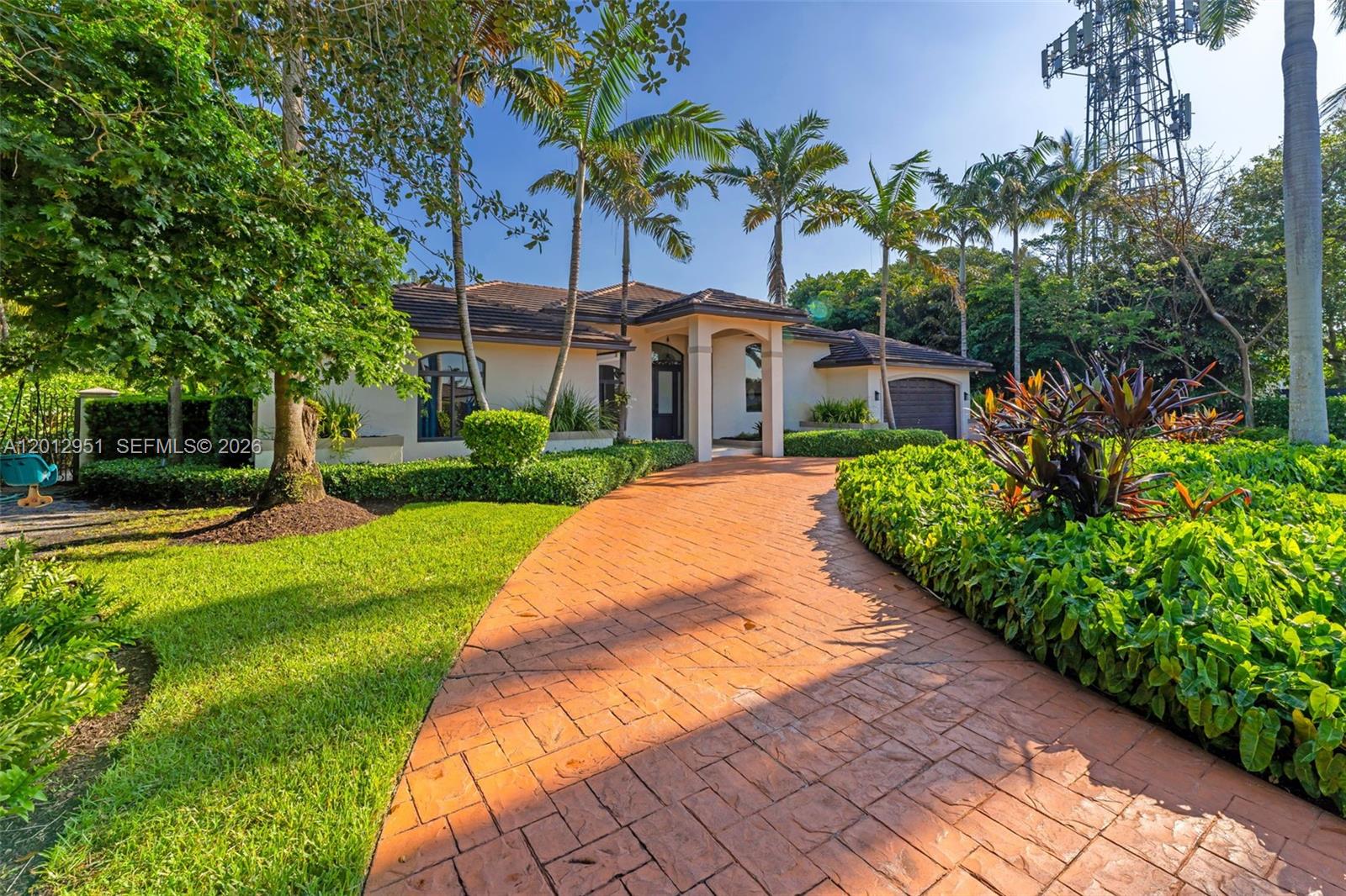 12019 SW 77th Ter