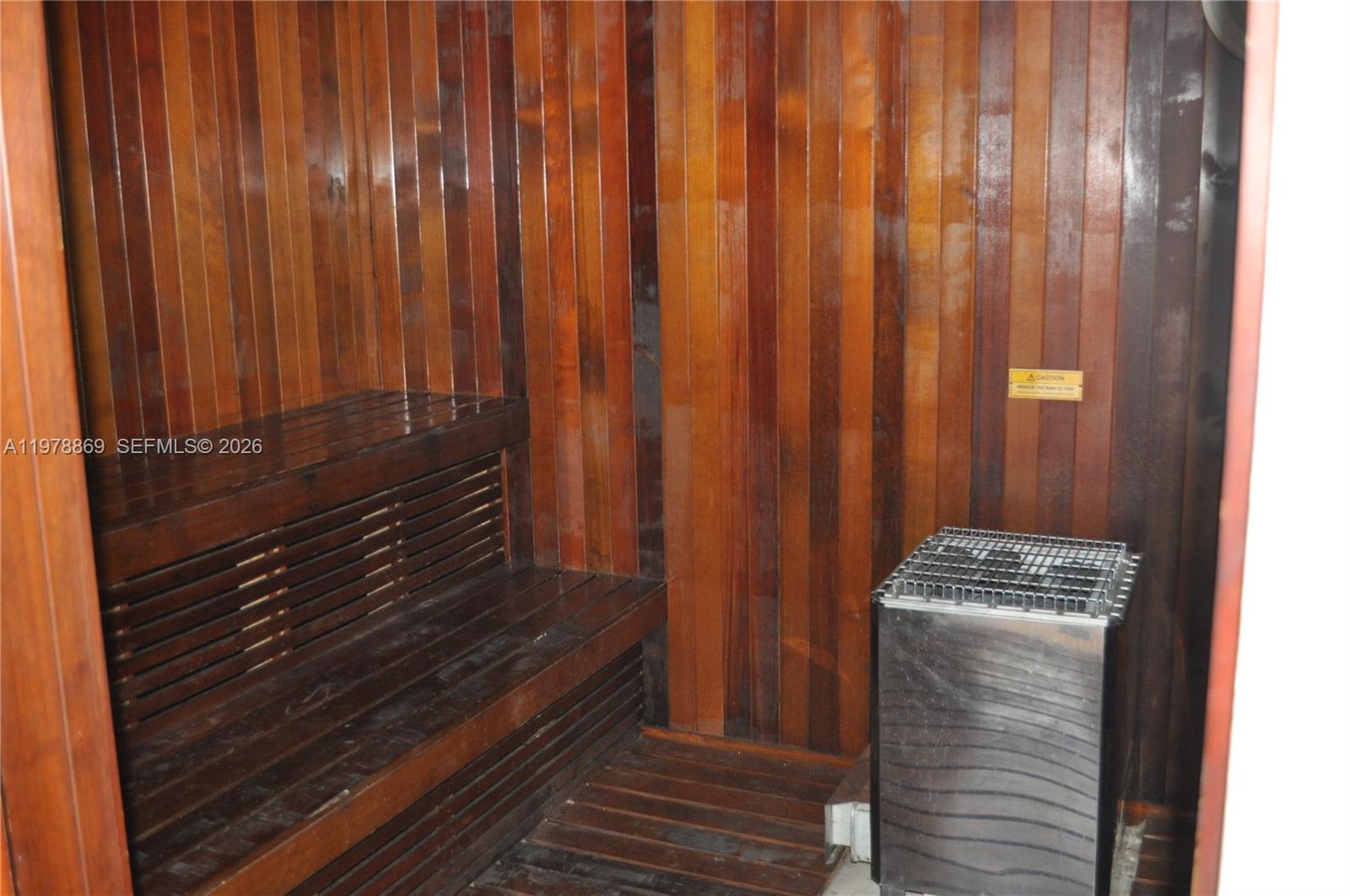 THE LOFT DOWNTOWN CONDO - Residential Lease