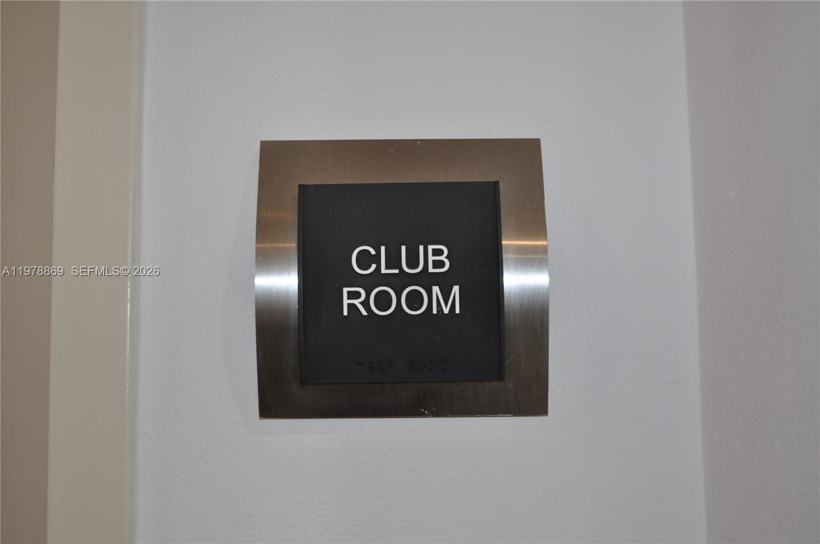 THE LOFT DOWNTOWN CONDO - Residential Lease