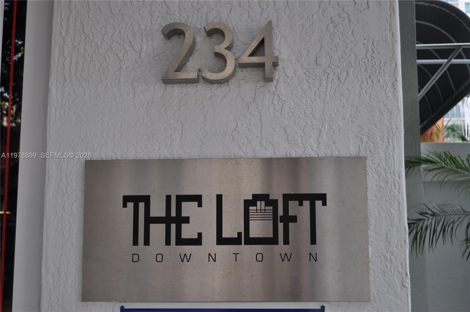 THE LOFT DOWNTOWN CONDO - Residential Lease