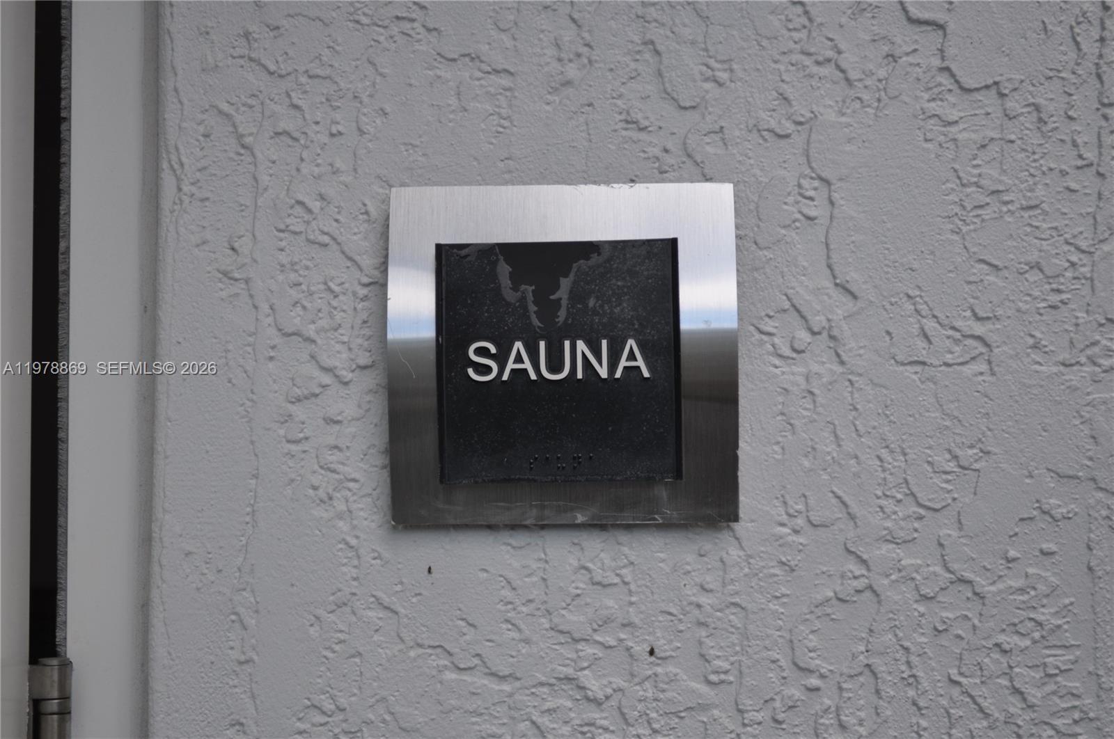 THE LOFT DOWNTOWN CONDO - Residential Lease