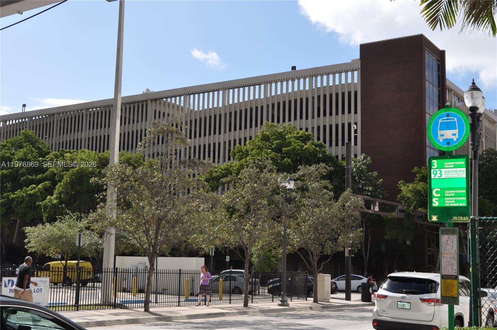 THE LOFT DOWNTOWN CONDO - Residential Lease