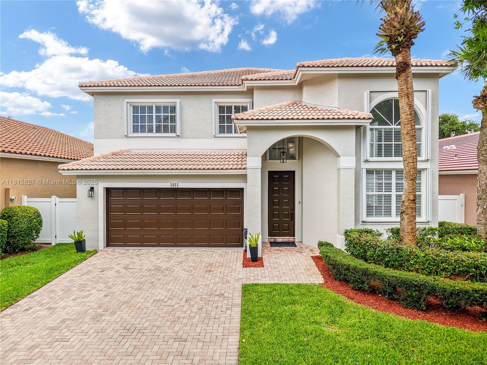 1981 Nw 171st Ave, Pembroke Pines, Miami-Dade County, Florida - 4 Bedrooms  
3 Bathrooms - 