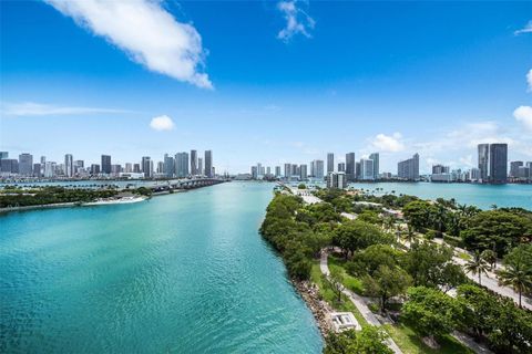 1000 Venetian Way 1108 Miami FL 33139