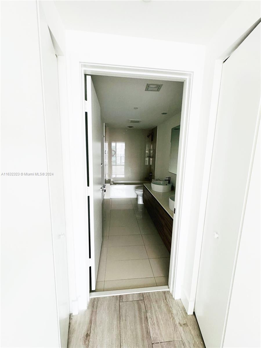 3401 MIDTOWN CONDO - Residential Lease