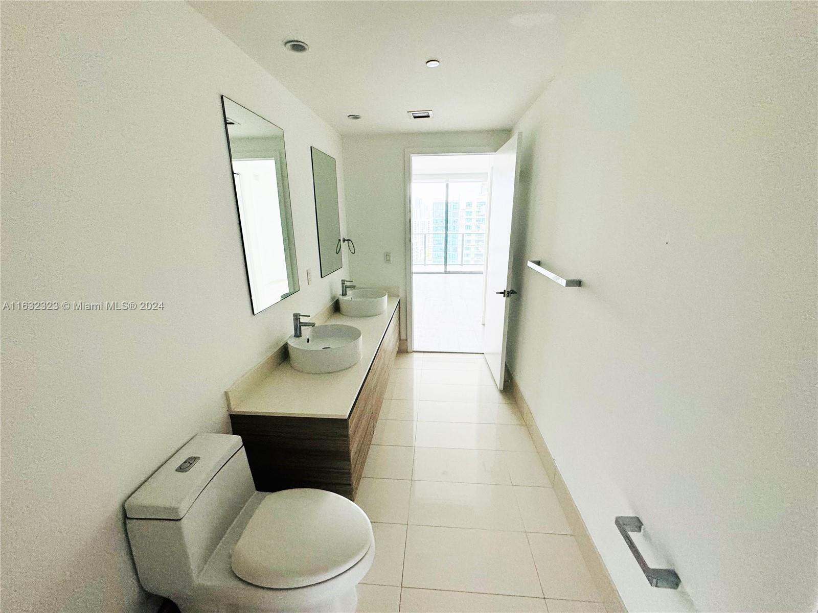 3401 MIDTOWN CONDO - Residential Lease
