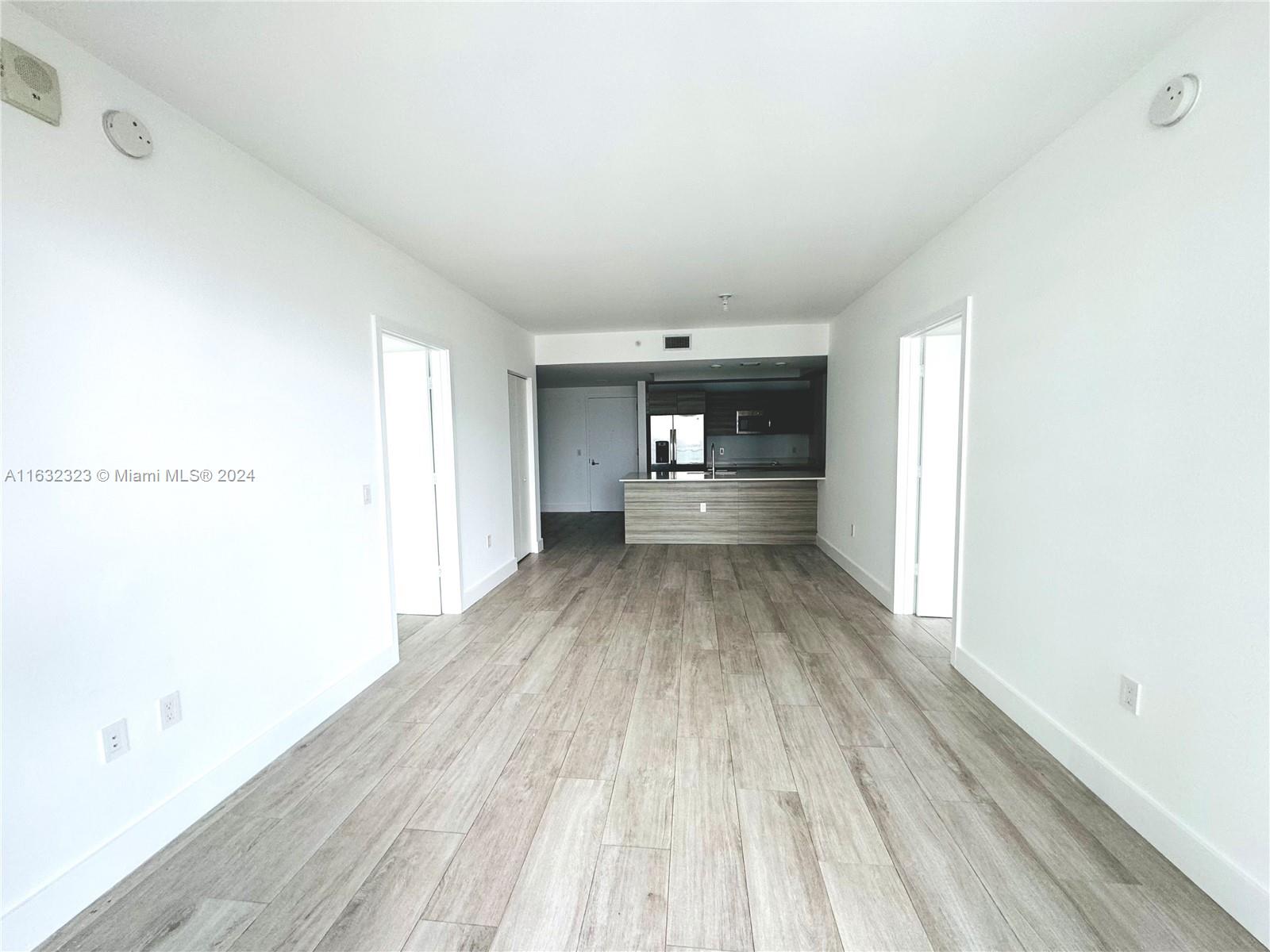 3401 MIDTOWN CONDO - Residential Lease