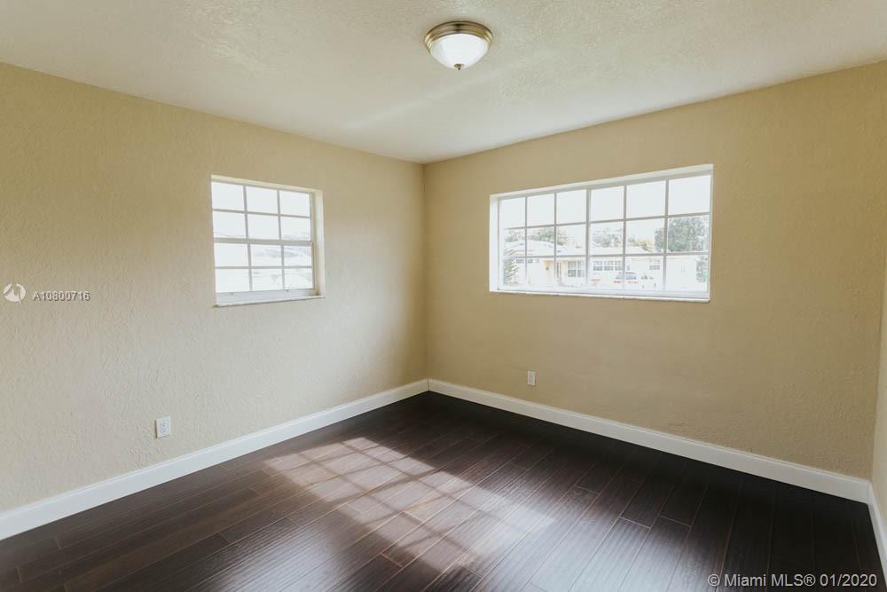 PALMLAND ESTATES - Residential