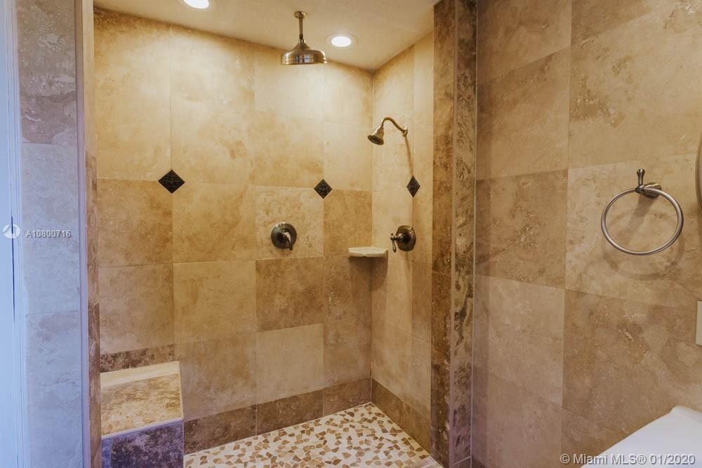 PALMLAND ESTATES - Residential