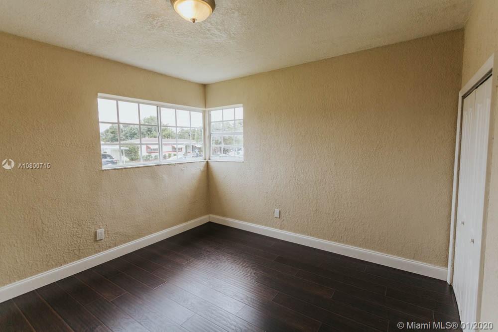 PALMLAND ESTATES - Residential