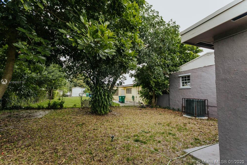 PALMLAND ESTATES - Residential