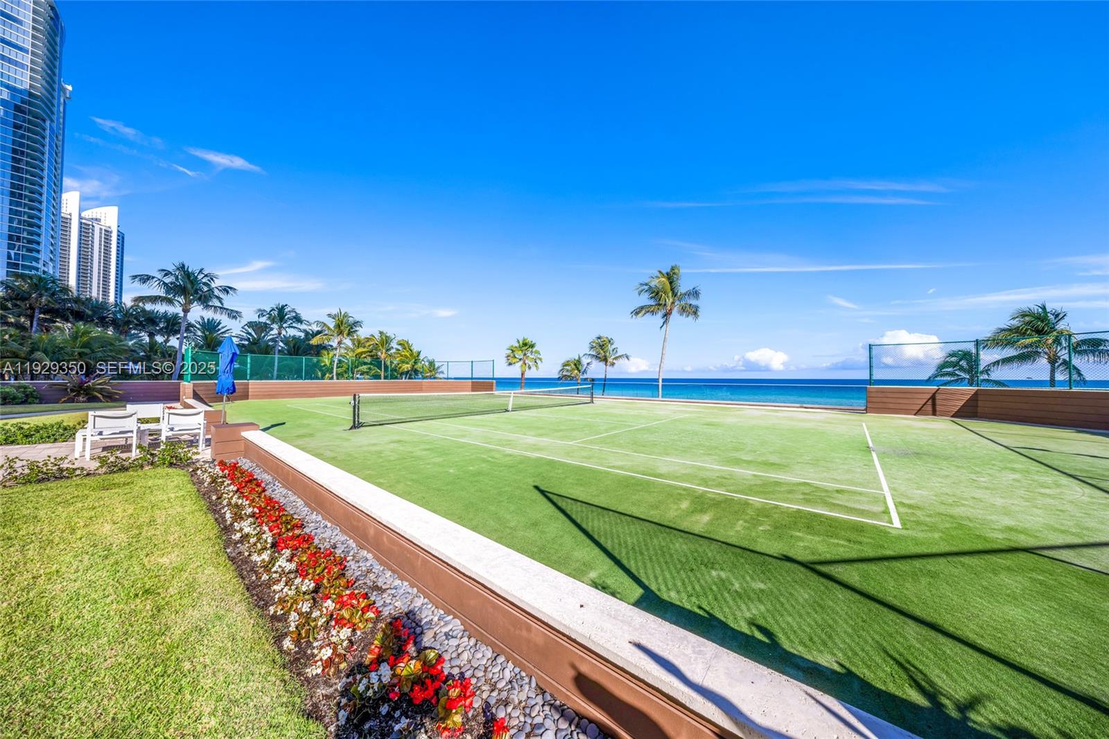 THE PINNACLE CONDO - Residential Lease