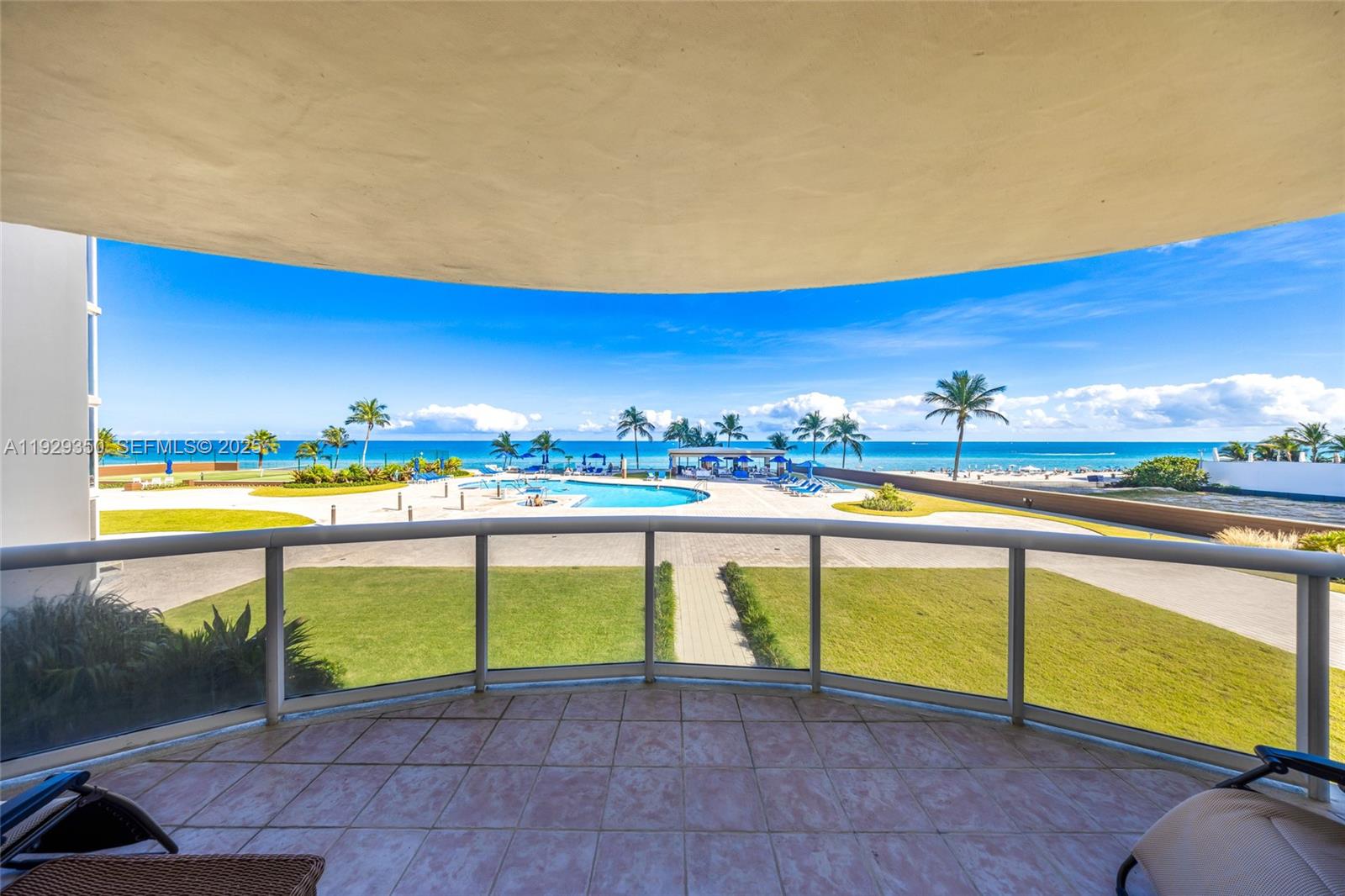 THE PINNACLE CONDO - Residential Lease