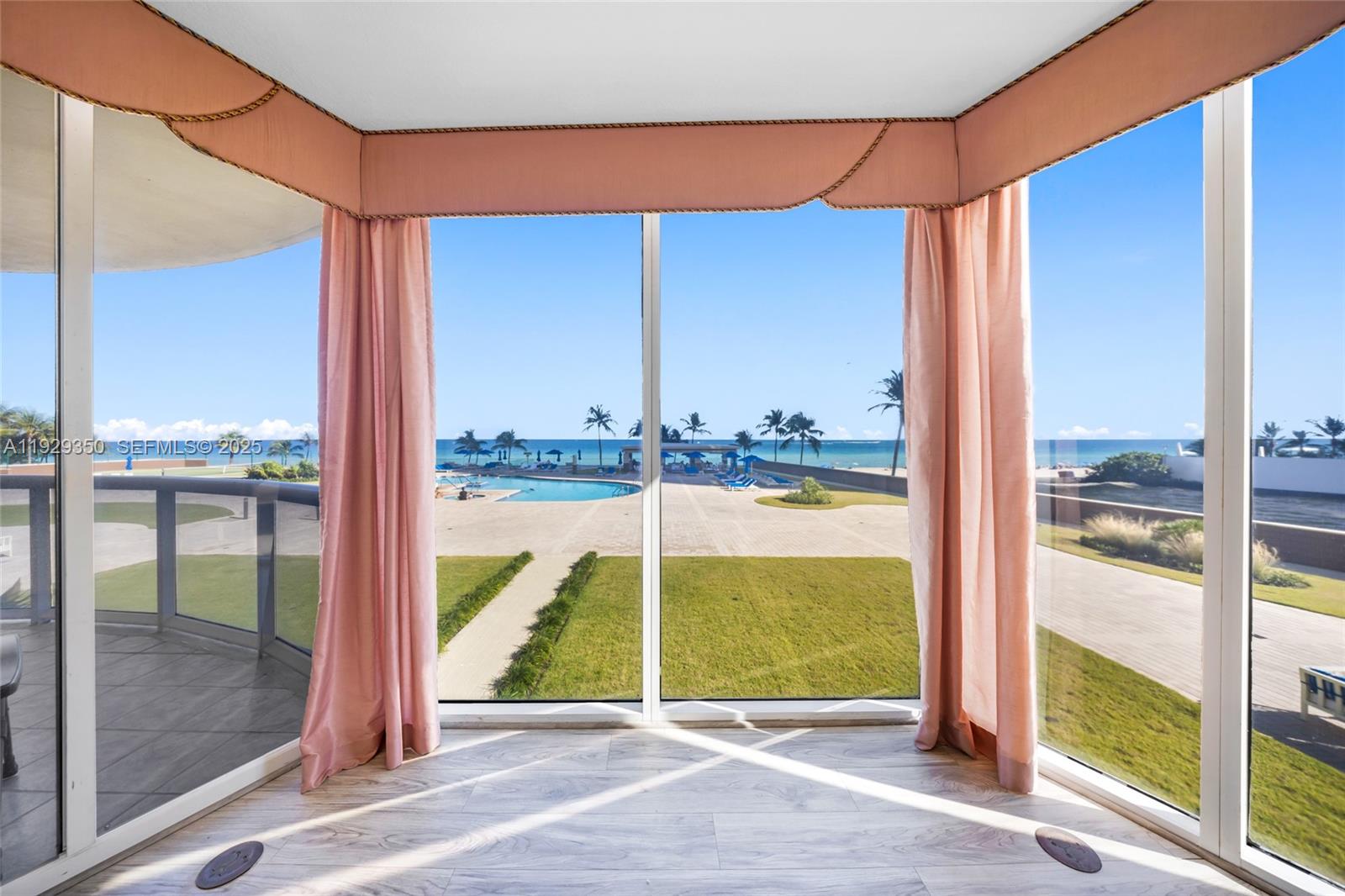 THE PINNACLE CONDO - Residential Lease