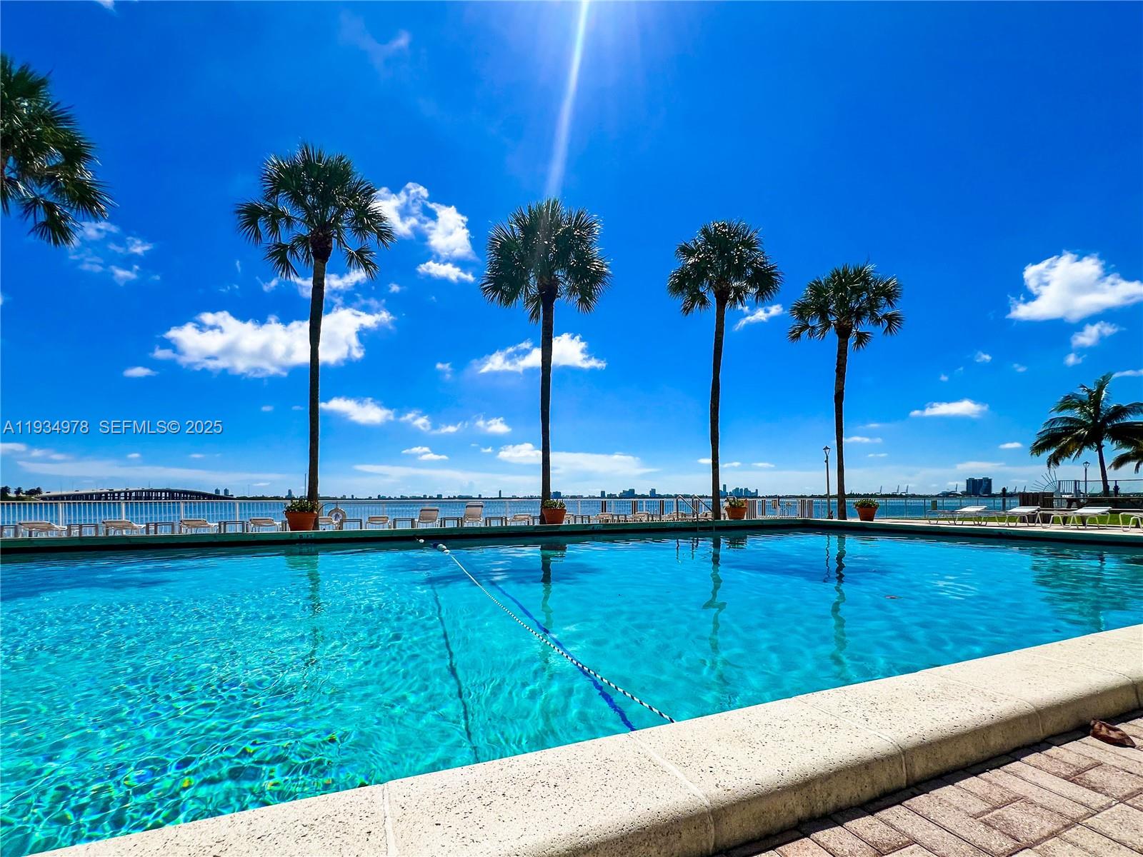 3301 NE 5th Ave 110, Miami, FL, 33137/$399,000 1 3301 NE 5th Ave 110