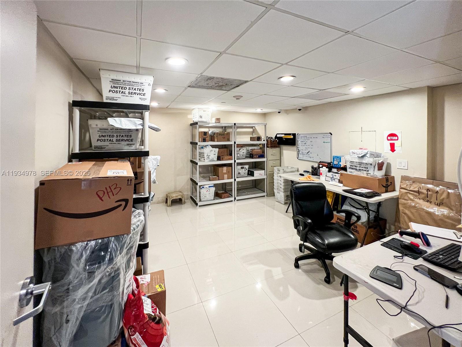 BAY PARK TOWERS CONDO - Residential