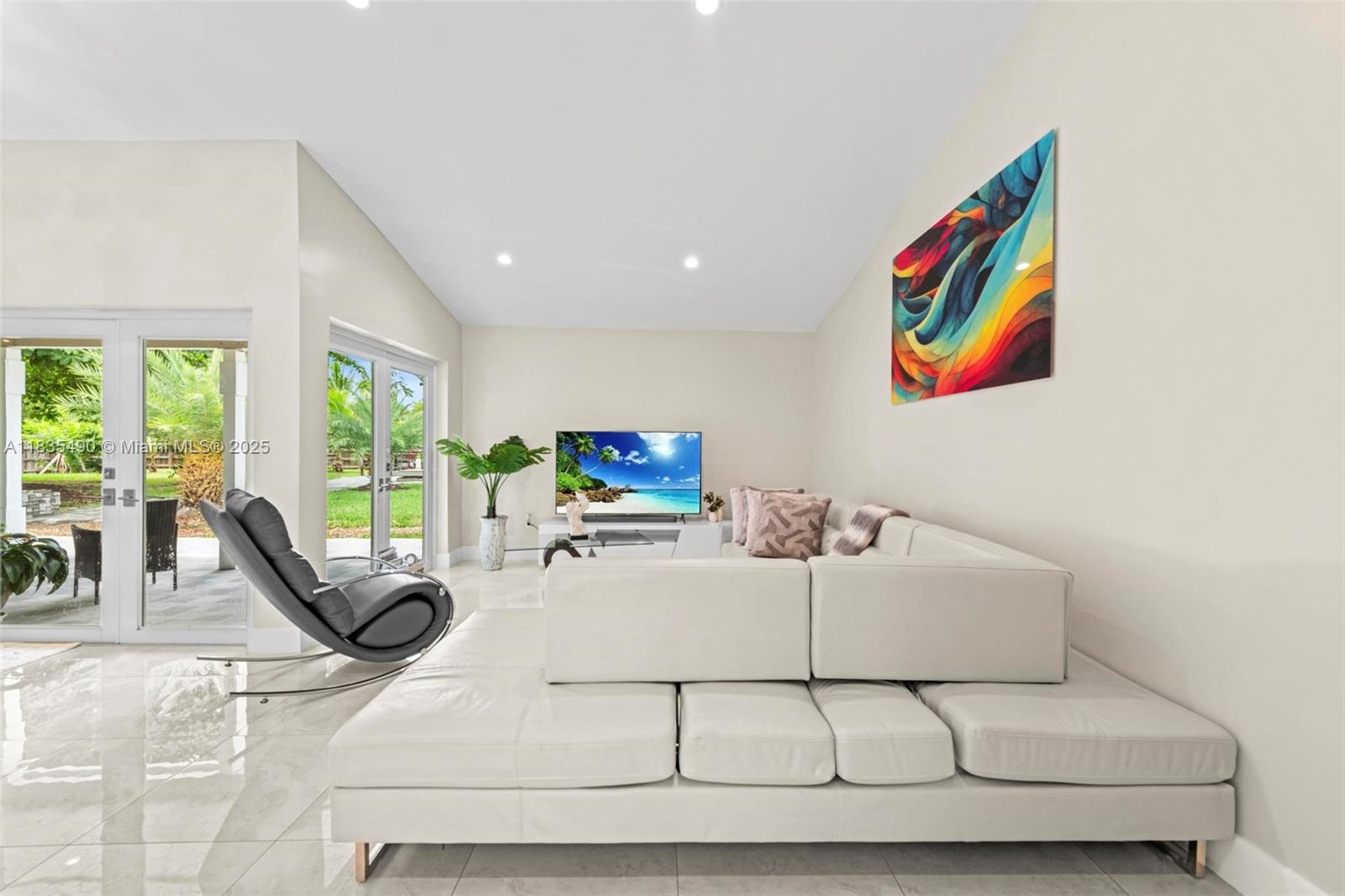 JORGI SUB - Residential